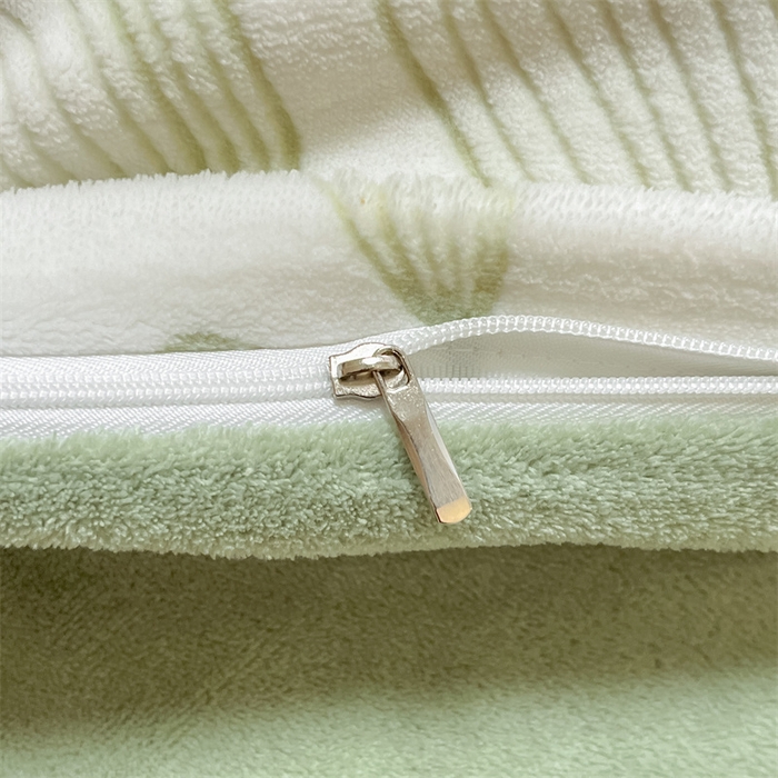 91家纺网 家纺一手货源 找家纺 （总）名兮家居 2025新款亲肤舒适高克重雕花绒四件套