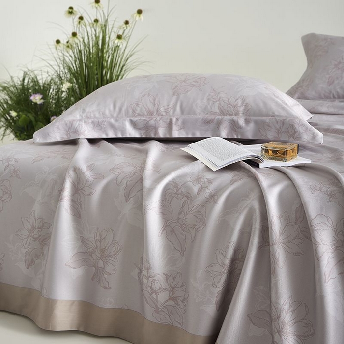 91家纺网 家纺一手货源 找家纺 梵克保罗 2025新款竹纤维+天丝软凉席三件套 织梦--浅豆沙