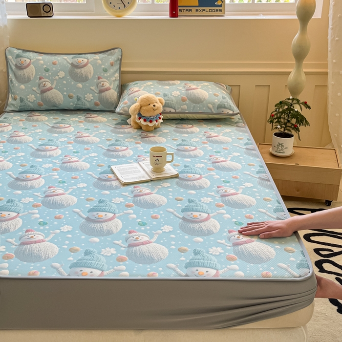 91家纺网 家纺一手货源 找家纺 梵克保罗 2025新款春夏PE提花凉感丝冰丝床笠款凉席 雪人