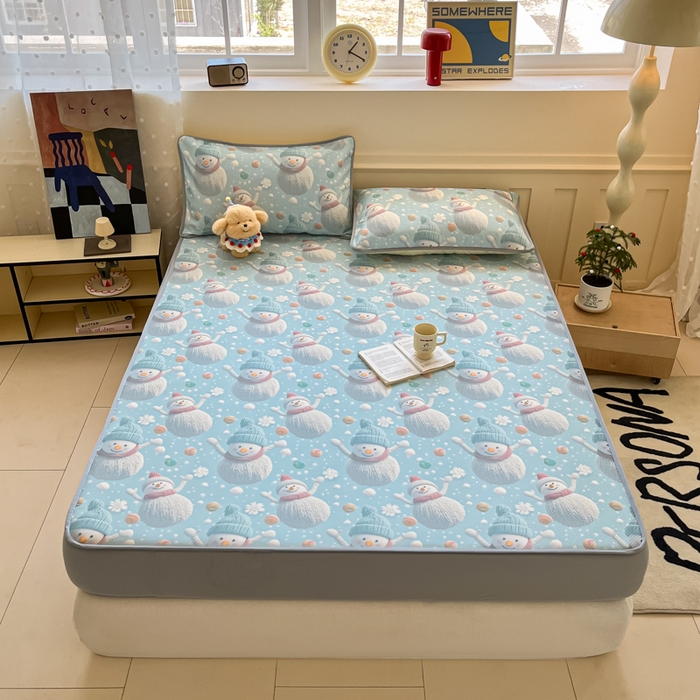 91家纺网 家纺一手货源 找家纺 梵克保罗 2025新款春夏PE提花凉感丝冰丝床笠款凉席 雪人