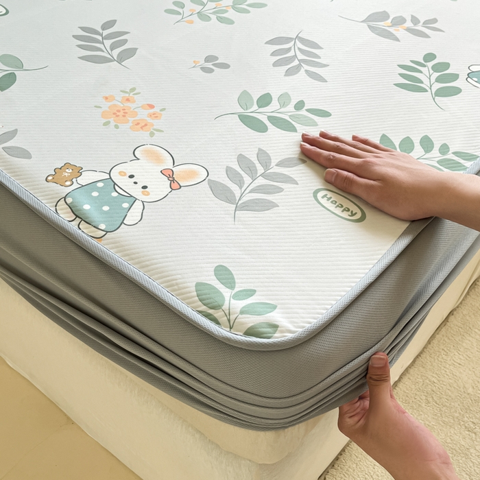 91家纺网 家纺一手货源 找家纺 梵克保罗 2025新款春夏PE提花凉感丝冰丝床笠款凉席 花间兔