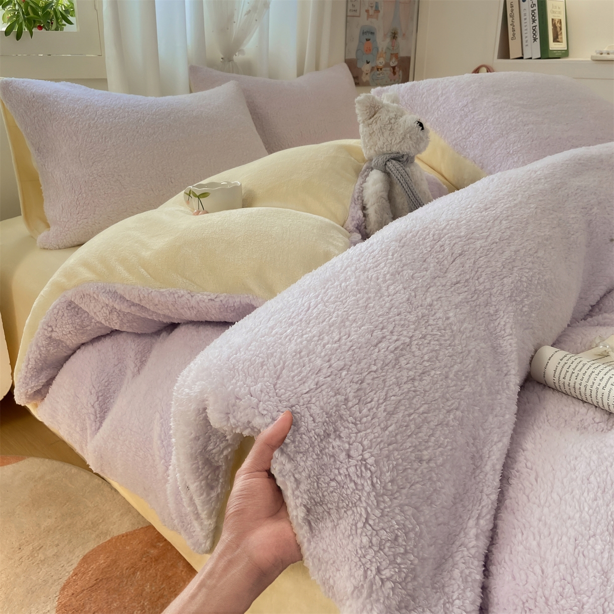 91家纺网 家纺一手货源 找家纺 灰鲸 2025新款秋冬韩系牛奶羊羔绒四件套 羊羔-紫黄