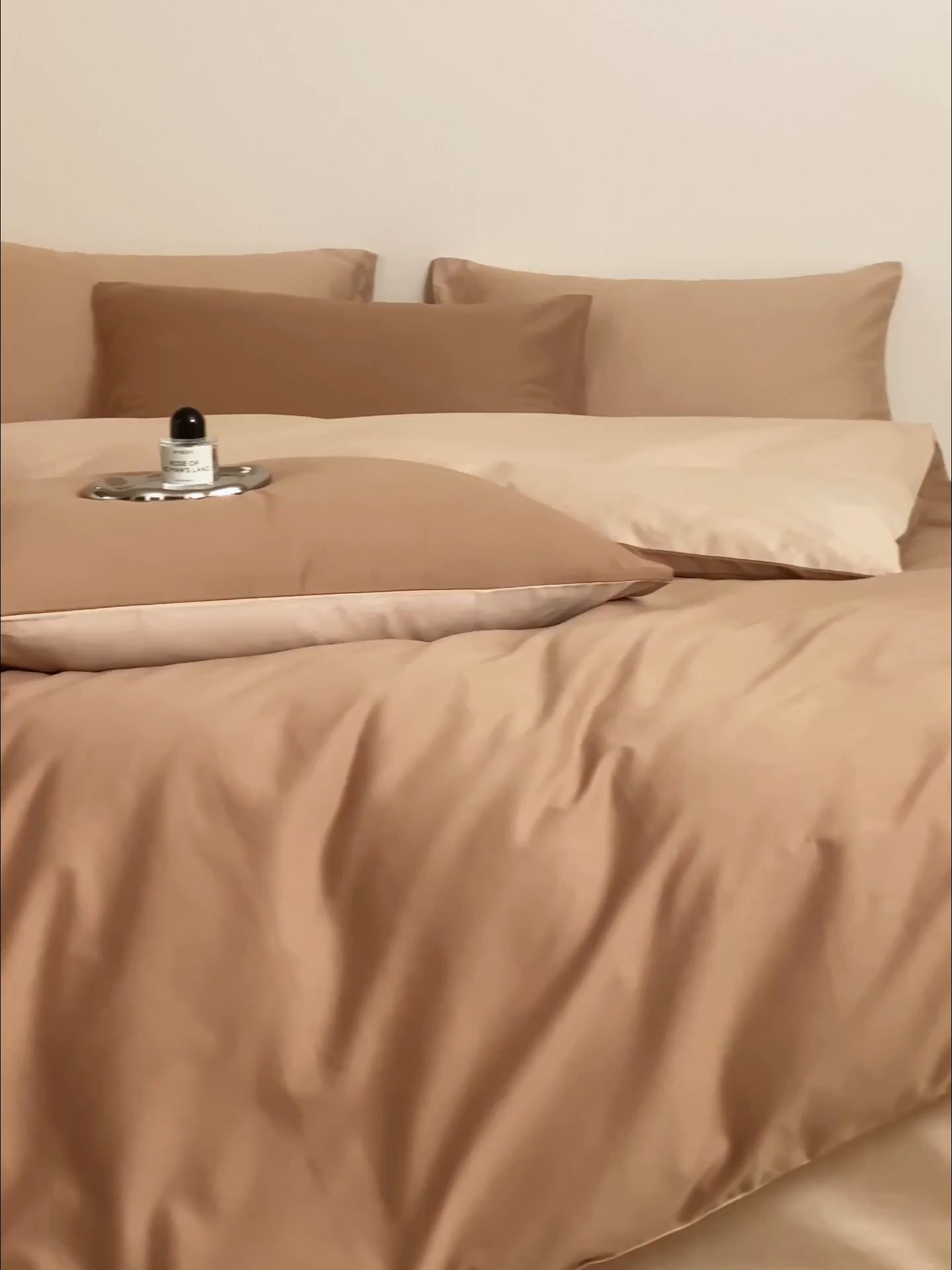 91家纺网 家纺一手货源 找家纺 （总）眷恋家纺 2025新款A类全棉贡缎磨毛双拼色四件套