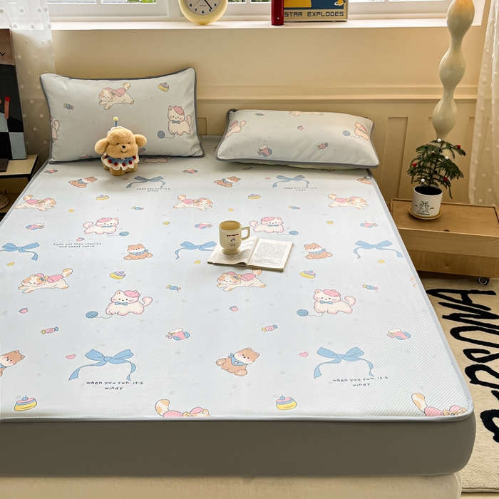 91家纺网 家纺一手货源 找家纺 梵克保罗 2025新款春夏PE提花凉感丝冰丝床笠款凉席 童趣