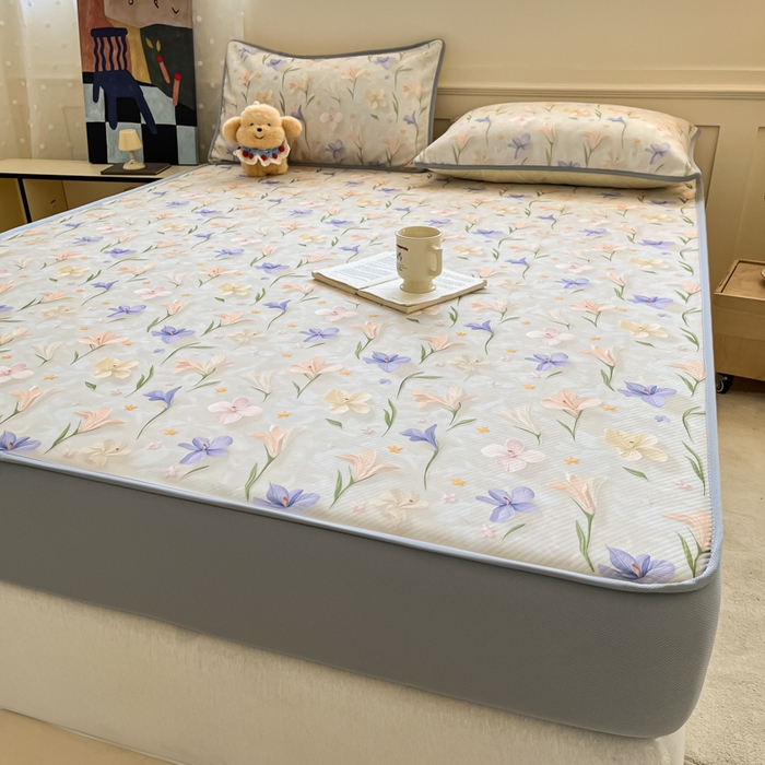 91家纺网 家纺一手货源 找家纺 梵克保罗 2025新款春夏PE提花凉感丝冰丝床笠款凉席 芬芳