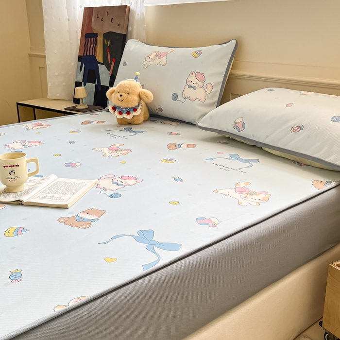 91家纺网 家纺一手货源 找家纺 梵克保罗 2025新款春夏PE提花凉感丝冰丝床笠款凉席 童趣