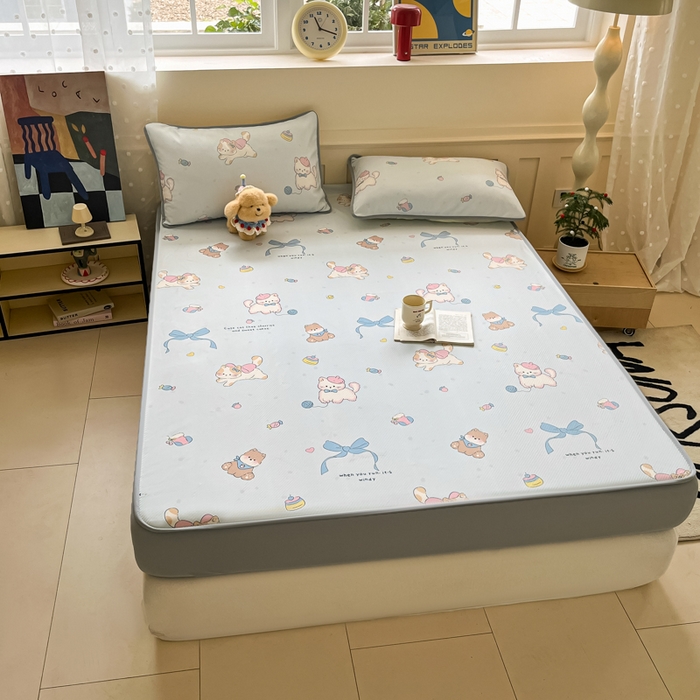 91家纺网 家纺一手货源 找家纺 梵克保罗 2025新款春夏PE提花凉感丝冰丝床笠款凉席 童趣