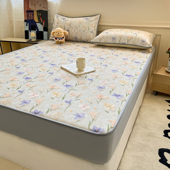 91家纺网 家纺一手货源 找家纺 梵克保罗 2025新款春夏PE提花凉感丝冰丝床笠款凉席 芬芳