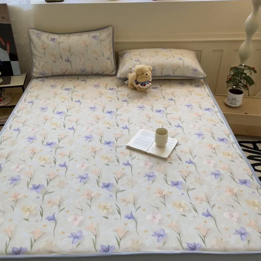 91家纺网 家纺一手货源 找家纺 梵克保罗 2025新款春夏PE提花凉感丝冰丝床笠款凉席 芬芳