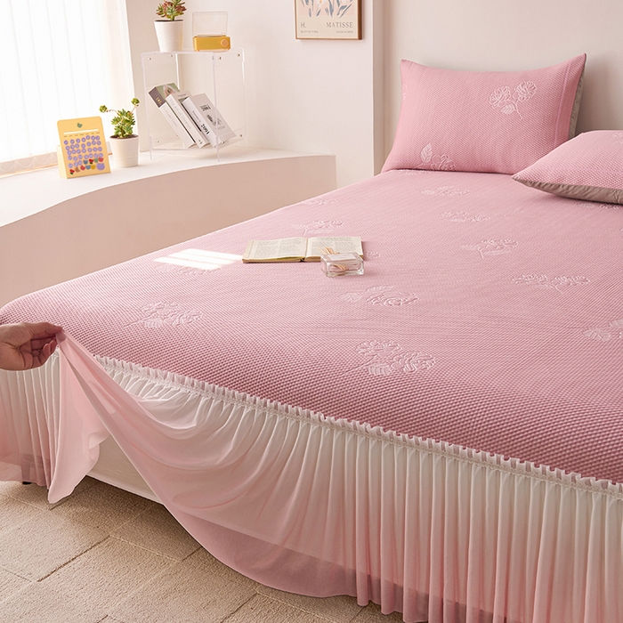 91家纺网 家纺一手货源 找家纺 梵克保罗 2025新款3D冰感床裙渐变色凉席-叶叶生歌 茶花之恋-粉