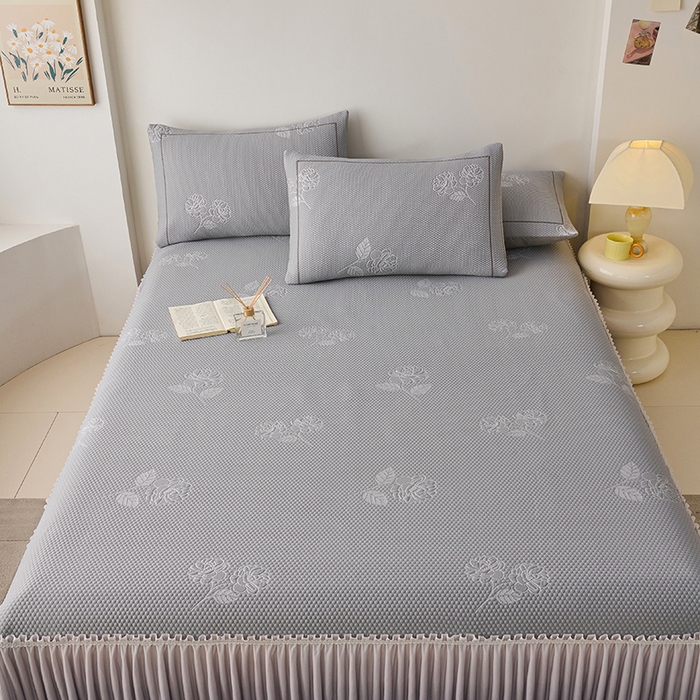 91家纺网 家纺一手货源 找家纺 梵克保罗 2025新款3D冰感床裙渐变色凉席-叶叶生歌 茶花之恋-灰