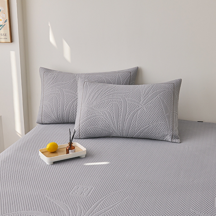 91家纺网 家纺一手货源 找家纺 梵克保罗 2025新款3D冰感床裙渐变色凉席-叶叶生歌 叶叶生歌-灰