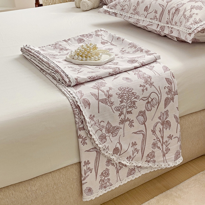 91家纺网 家纺一手货源 找家纺 梵克保罗 2025新款春夏原棉鱼骨棉老粗布花边印花床单软凉席三件套 花意