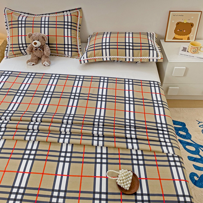 91家纺网 家纺一手货源 找家纺 梵克保罗 2025新款春夏原棉鱼骨棉老粗布花边印花床单软凉席三件套 英伦时尚