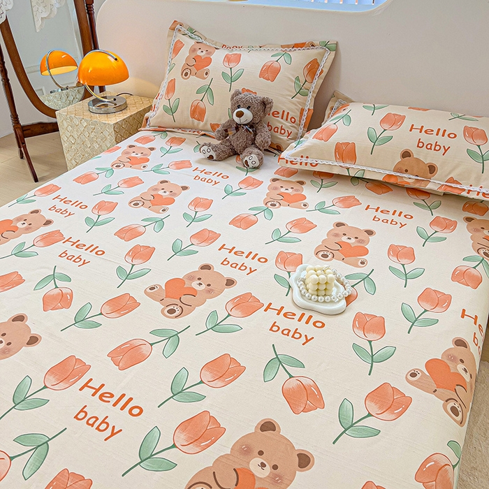 91家纺网 家纺一手货源 找家纺 梵克保罗 2025新款春夏原棉鱼骨棉老粗布花边印花床单软凉席三件套 爱心熊