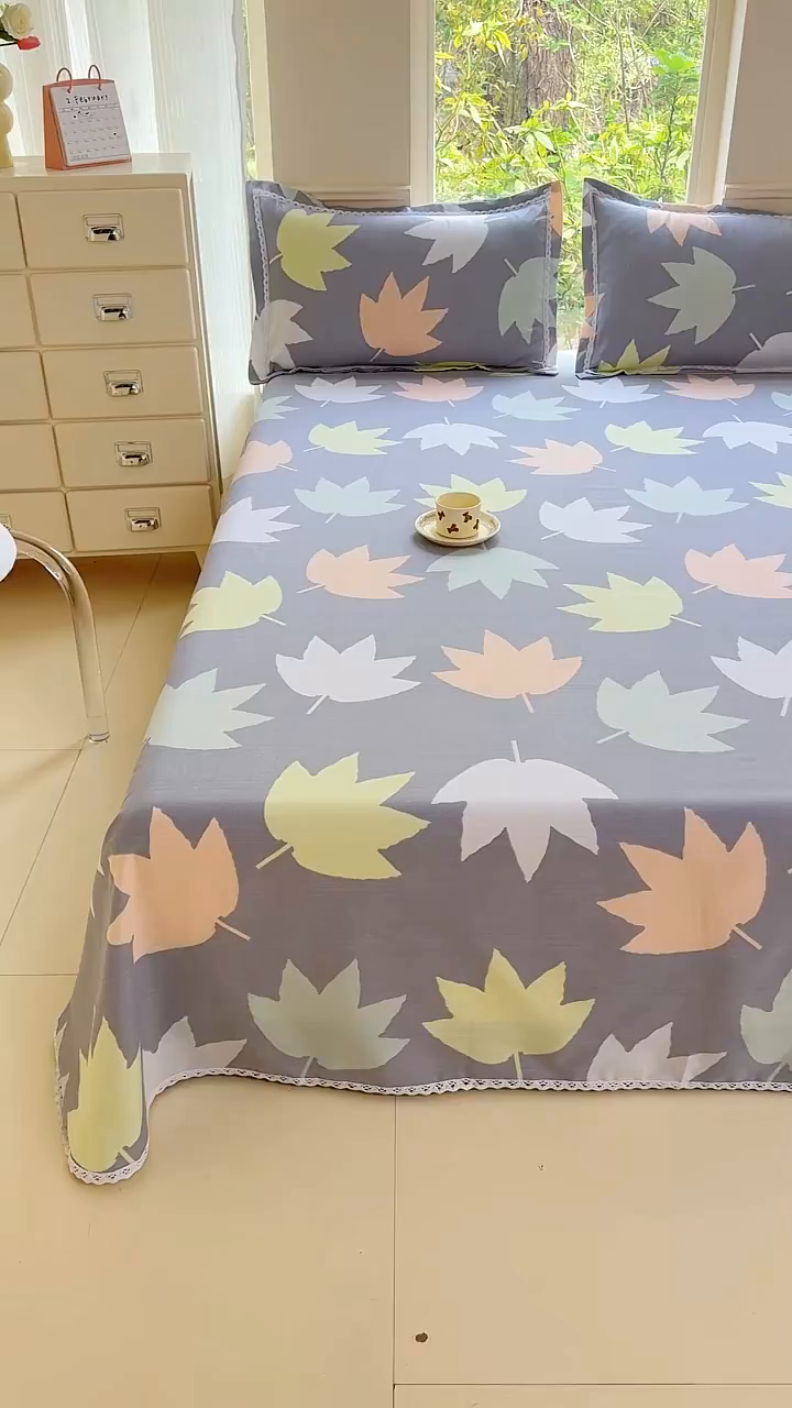 91家纺网 家纺一手货源 找家纺 梵克保罗 2025新款春夏原棉鱼骨棉老粗布花边印花床单软凉席三件套 叶韵秋眠