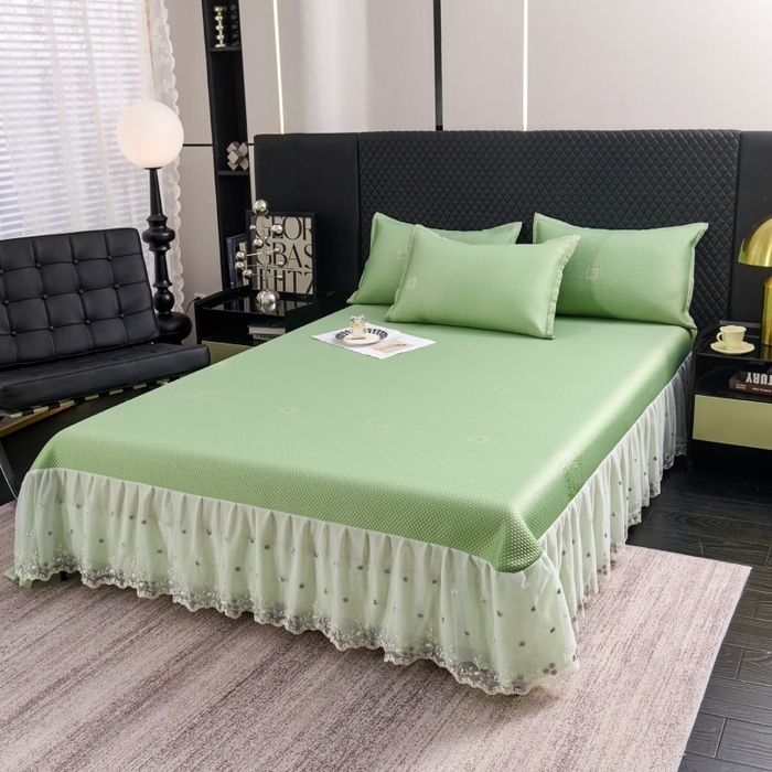 91家纺网 家纺一手货源 找家纺 梵克保罗 2025新款凉感因子母婴级凉感丝豆豆席床裙款 床裙香奈儿-水绿