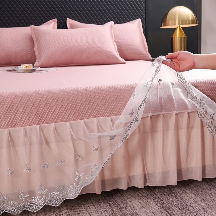 91家纺网 家纺一手货源 找家纺 （总）梵克保罗 2025新款凉感因子母婴级凉感丝豆豆席床裙款