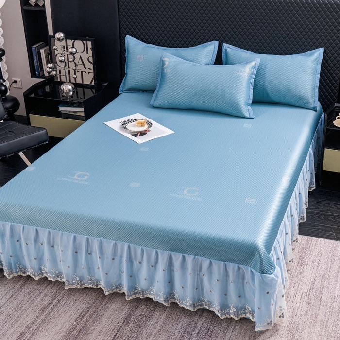 91家纺网 家纺一手货源 找家纺 梵克保罗 2025新款凉感因子母婴级凉感丝豆豆席床裙款 床裙香奈儿-蓝