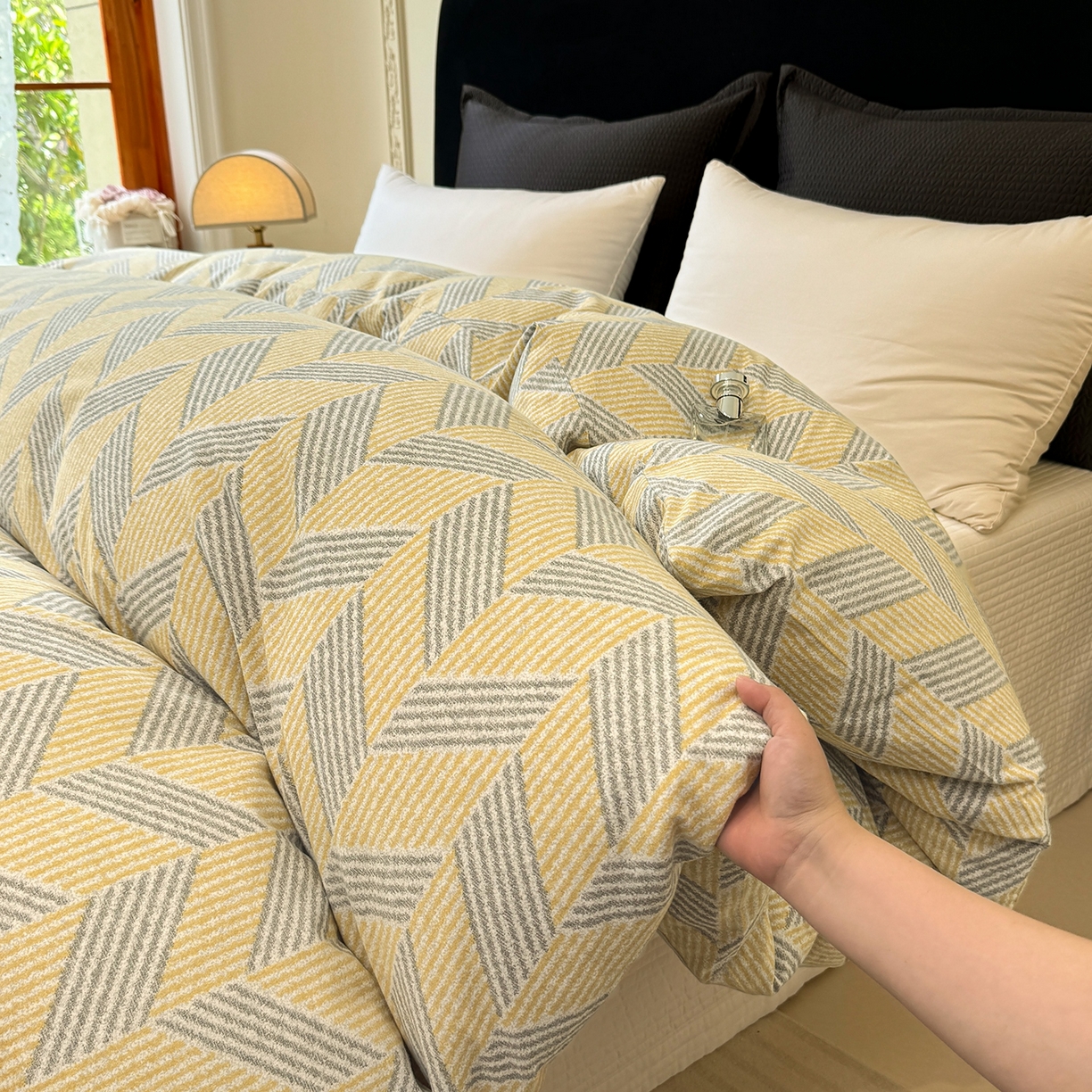 91家纺网 家纺一手货源 找家纺 壹贝家纺 2025新款A类100%全棉纯棉磨毛被套单被套被套单件 施华-灰