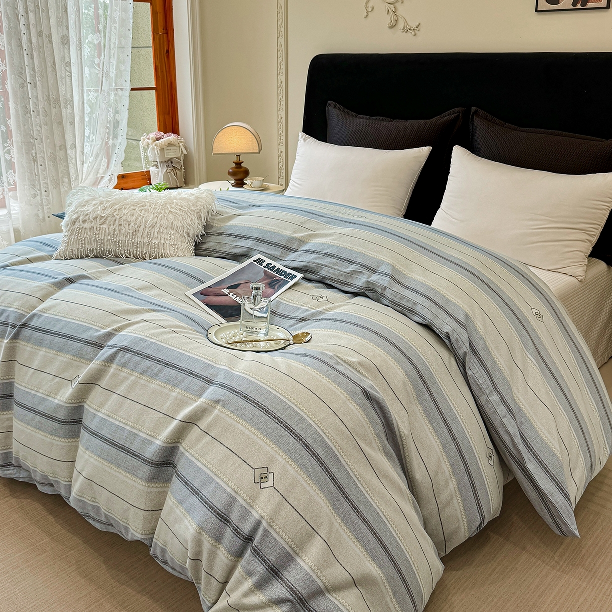 91家纺网 家纺一手货源 找家纺 壹贝家纺 2025新款A类100%全棉纯棉磨毛被套单被套被套单件 凡尔赛-灰