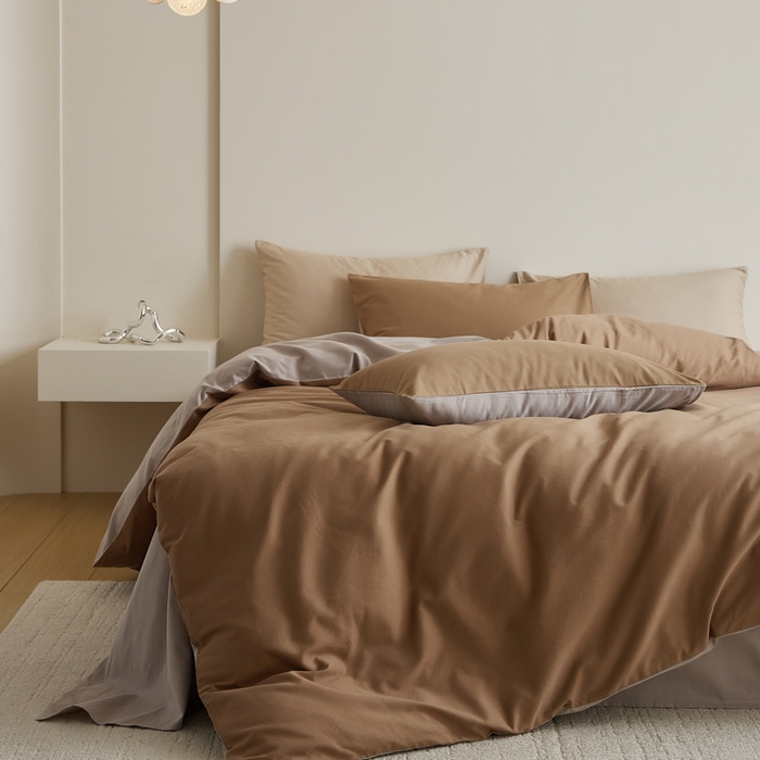 91家纺网 家纺一手货源 找家纺 眷恋家纺 2025新款A类全棉贡缎磨毛双拼色四件套 桦茶