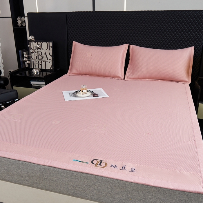 91家纺网 家纺一手货源 找家纺 （总）梵克保罗 2025新款凉感因子母婴级凉感丝豆豆席