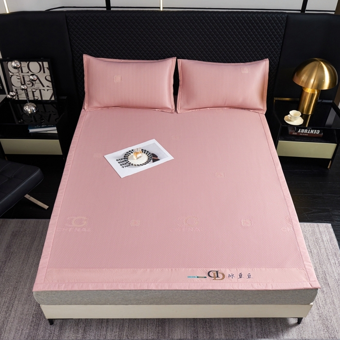 91家纺网 家纺一手货源 找家纺 （总）梵克保罗 2025新款凉感因子母婴级凉感丝豆豆席