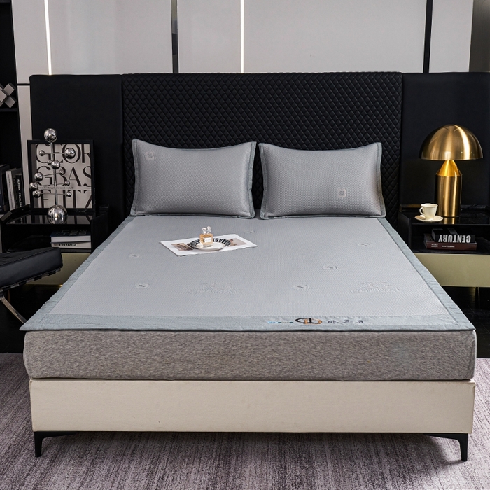 91家纺网 家纺一手货源 找家纺 （总）梵克保罗 2025新款凉感因子母婴级凉感丝豆豆席