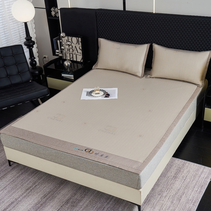 91家纺网 家纺一手货源 找家纺 梵克保罗 2025新款凉感因子母婴级凉感丝豆豆席 香奈儿-香槟