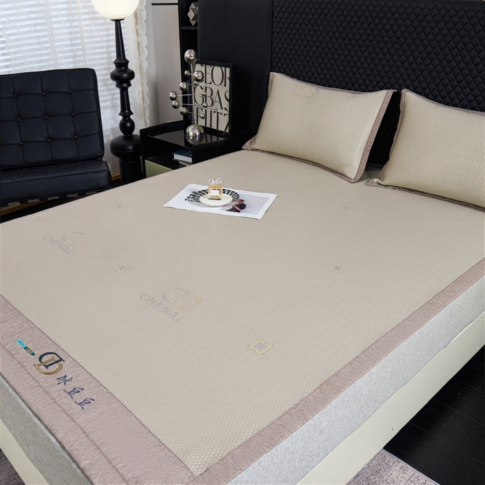 91家纺网 家纺一手货源 找家纺 梵克保罗 2025新款凉感因子母婴级凉感丝豆豆席 香奈儿-香槟