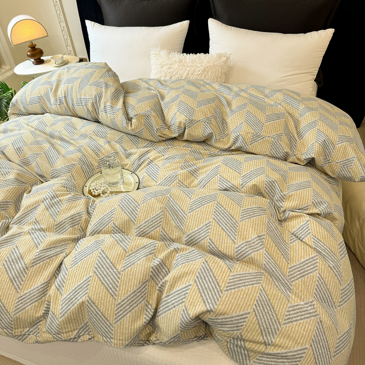 91家纺网 家纺一手货源 找家纺 壹贝家纺 2025新款A类100%全棉纯棉磨毛被套单被套被套单件 施华-灰