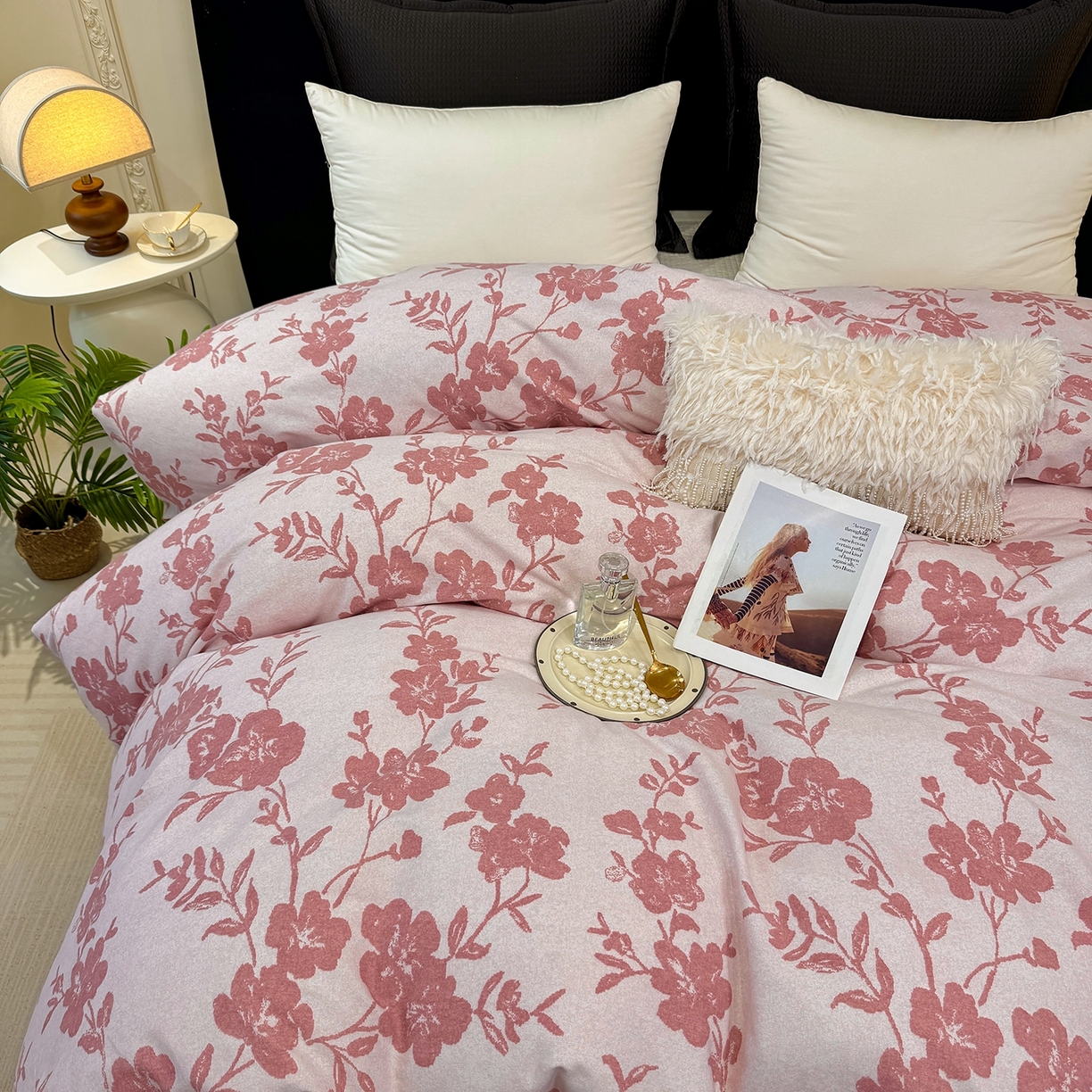 91家纺网 家纺一手货源 找家纺 壹贝家纺 2025新款A类100%全棉纯棉磨毛被套单被套被套单件 梅花印-粉