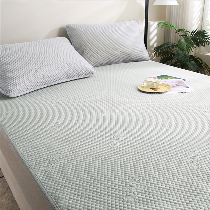 91家纺网 家纺一手货源 找家纺 梵克保罗 2025新款冰豆豆超声波凉感席系列 凉豆豆-高级灰