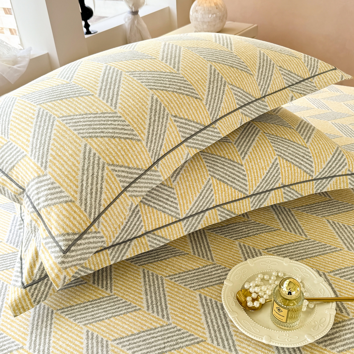 91家纺网 家纺一手货源 找家纺 壹贝家纺 2025新款A类100%全棉纯棉磨毛枕套单枕套枕套单件 施华-灰