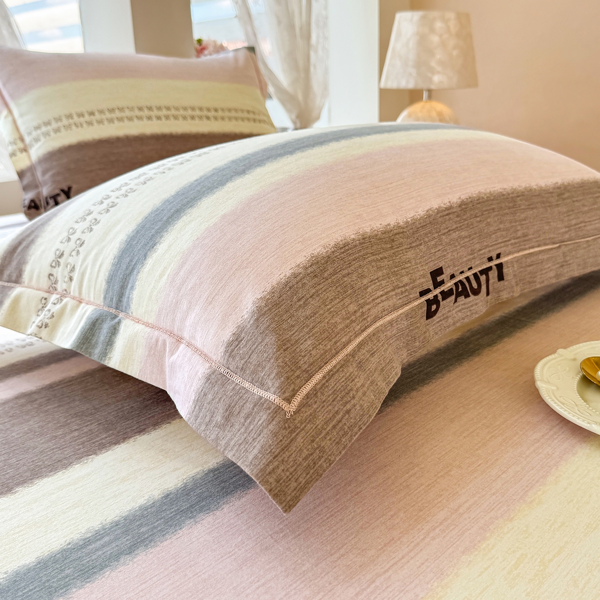 91家纺网 家纺一手货源 找家纺 壹贝家纺 2025新款A类100%全棉纯棉磨毛枕套单枕套枕套单件 信条主义-咖