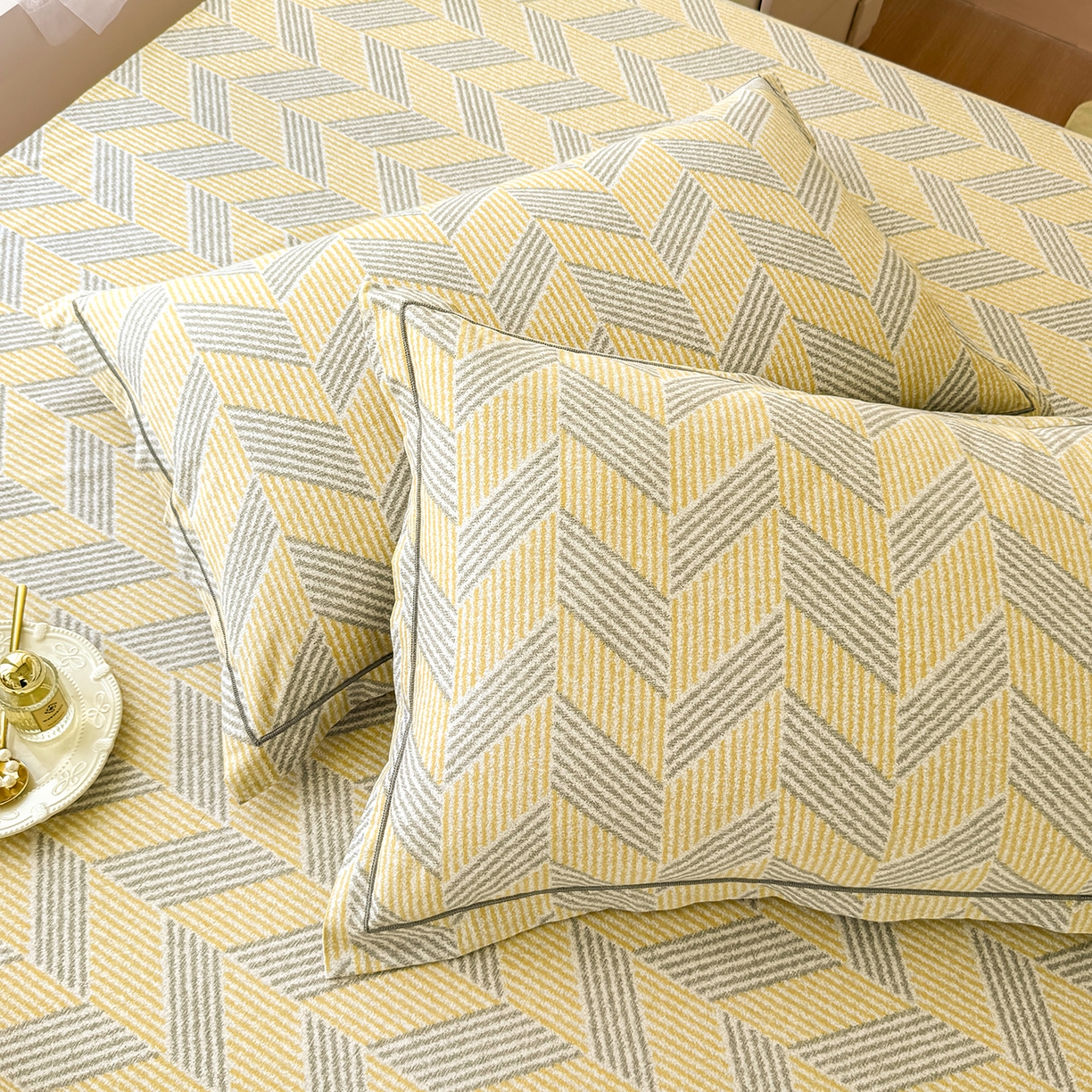 91家纺网 家纺一手货源 找家纺 壹贝家纺 2025新款A类100%全棉纯棉磨毛枕套单枕套枕套单件 施华-灰