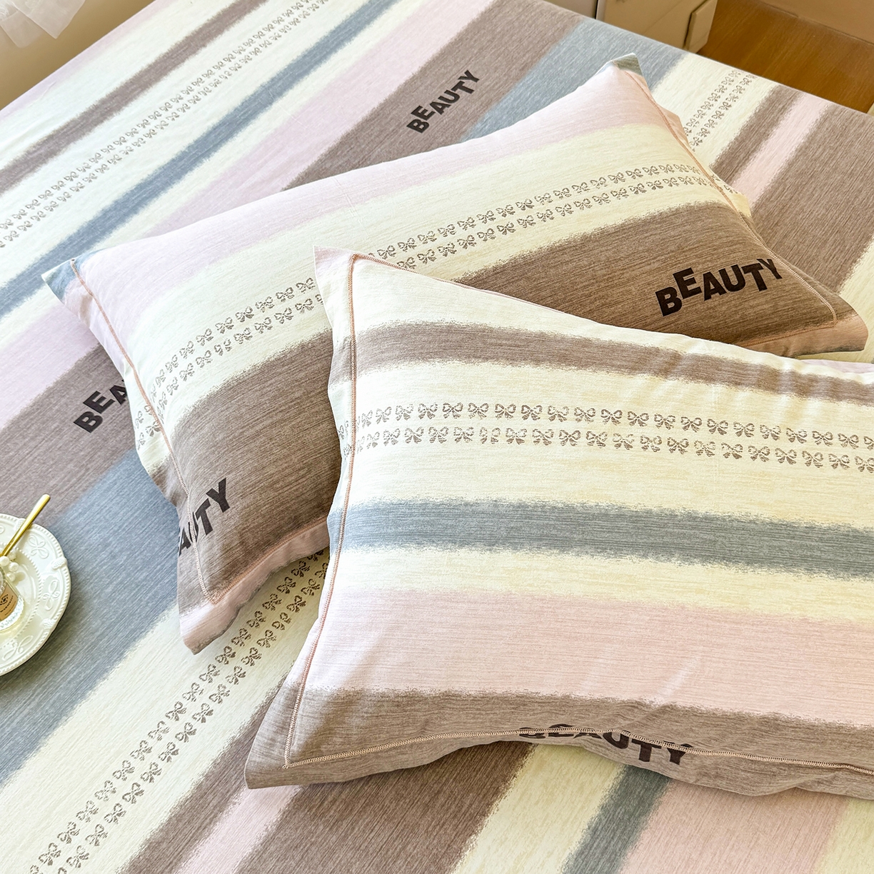 91家纺网 家纺一手货源 找家纺 壹贝家纺 2025新款A类100%全棉纯棉磨毛枕套单枕套枕套单件 信条主义-咖