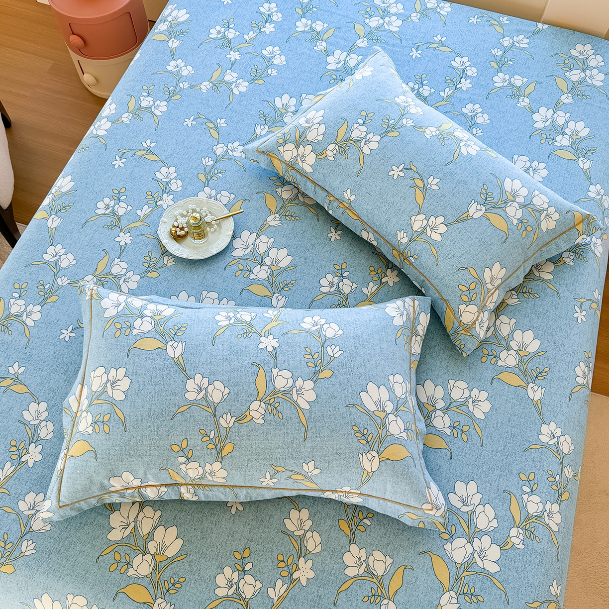 91家纺网 家纺一手货源 找家纺 壹贝家纺 2025新款A类100%全棉纯棉磨毛枕套单枕套枕套单件 蓝莲花