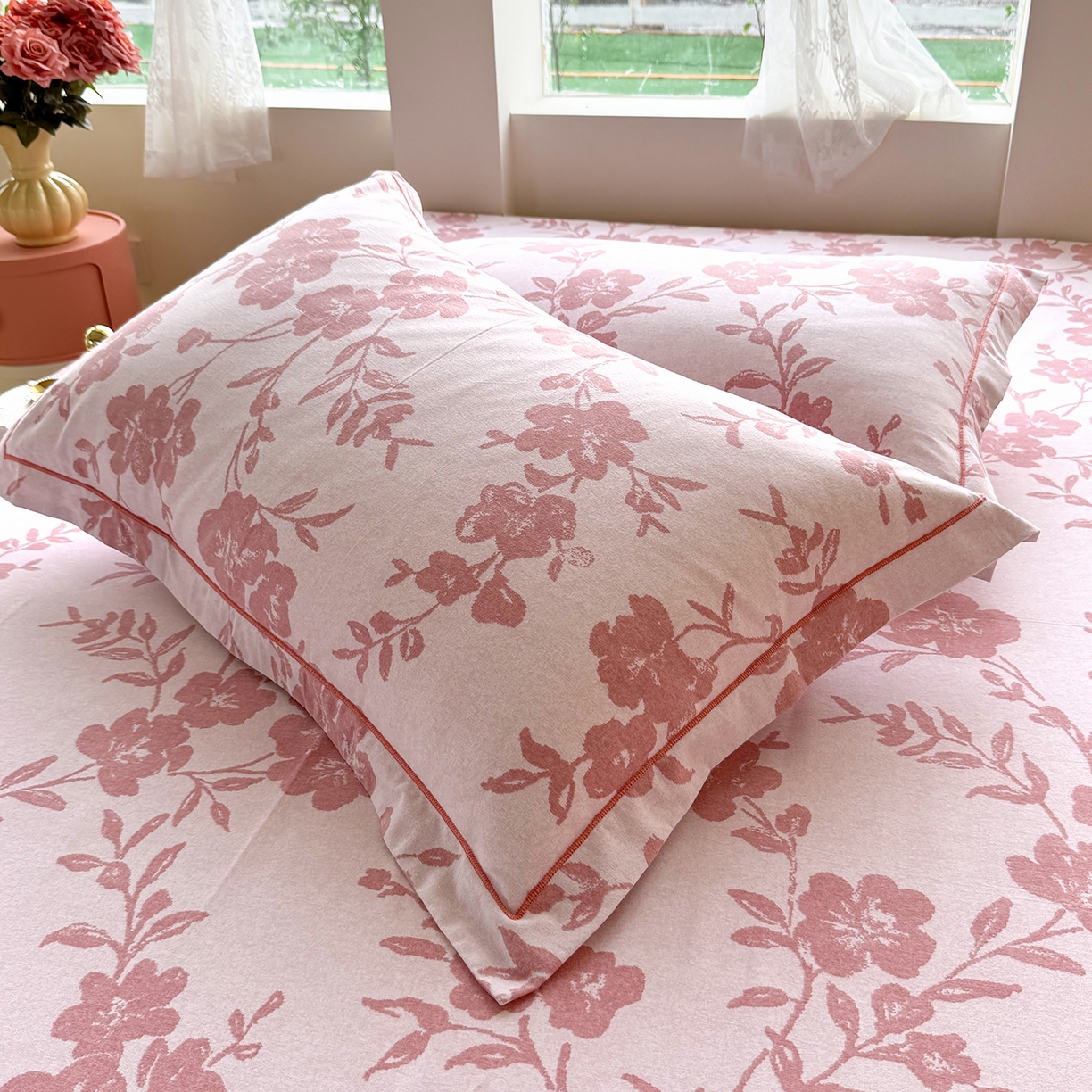 91家纺网 家纺一手货源 找家纺 壹贝家纺 2025新款A类100%全棉纯棉磨毛枕套单枕套枕套单件 梅花印-粉