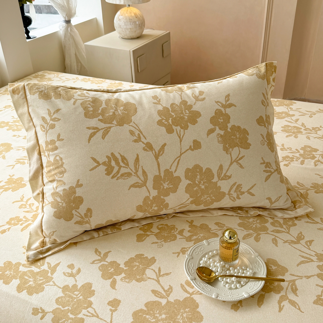 91家纺网 家纺一手货源 找家纺 壹贝家纺 2025新款A类100%全棉纯棉磨毛枕套单枕套枕套单件 梅花印-黄