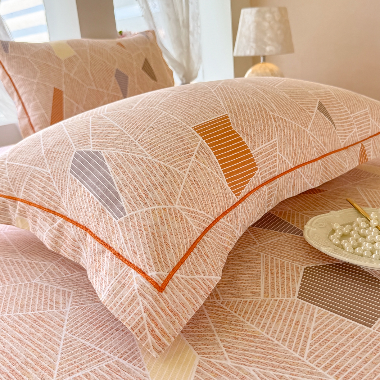 91家纺网 家纺一手货源 找家纺 壹贝家纺 2025新款A类100%全棉纯棉磨毛枕套单枕套枕套单件 记忆碎片-咖