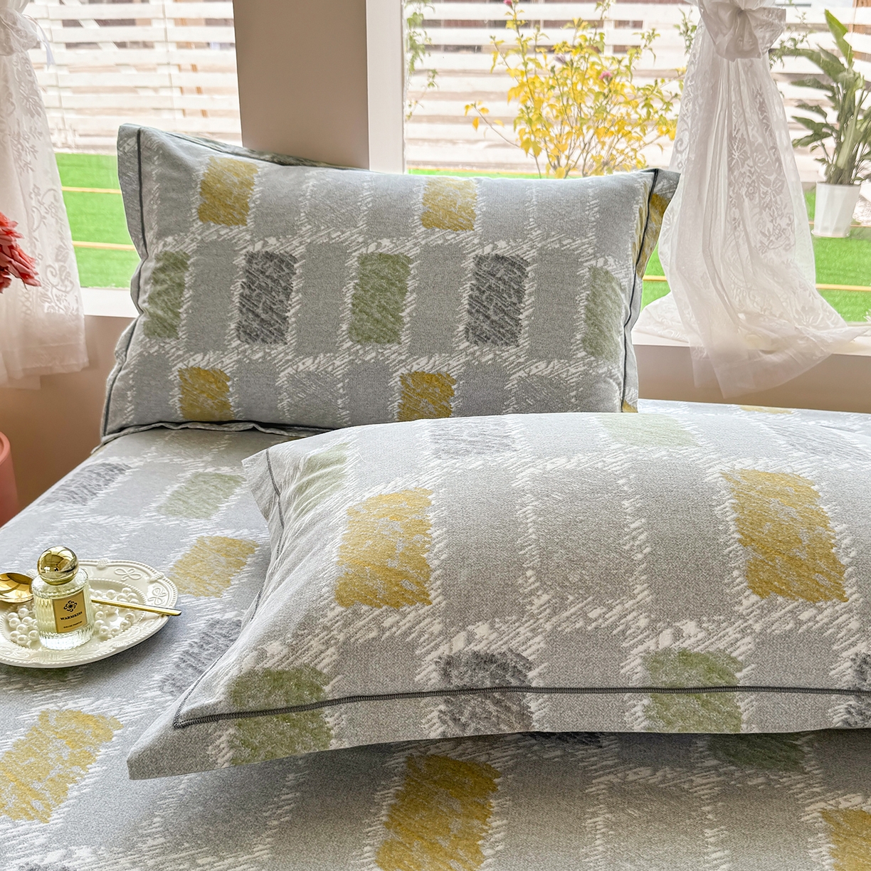 91家纺网 家纺一手货源 找家纺 壹贝家纺 2025新款A类100%全棉纯棉磨毛枕套单枕套枕套单件 月光宝盒