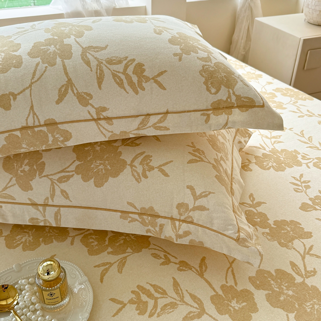 91家纺网 家纺一手货源 找家纺 壹贝家纺 2025新款A类100%全棉纯棉磨毛枕套单枕套枕套单件 梅花印-黄