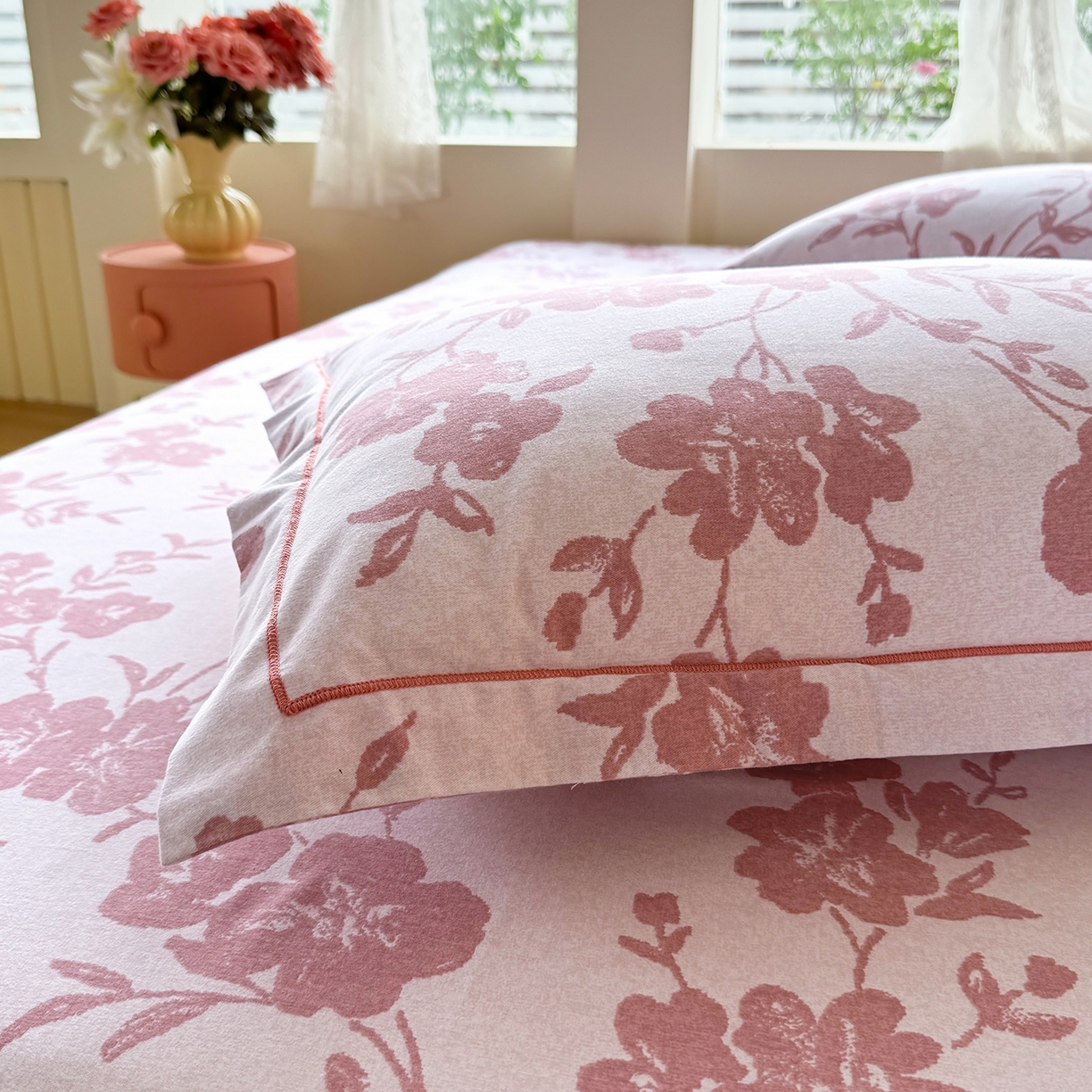 91家纺网 家纺一手货源 找家纺 壹贝家纺 2025新款A类100%全棉纯棉磨毛枕套单枕套枕套单件 梅花印-粉