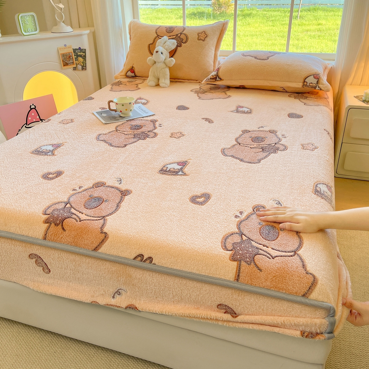 91家纺网 家纺一手货源 找家纺 （总）牵梦萦家纺 2025新款雪花绒立体包边床笠