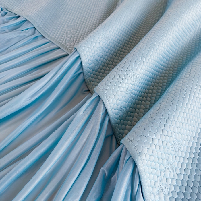 91家纺网 家纺一手货源 找家纺 梵克保罗 2025春夏新款5D席豆豆床裙款凉席席子 北欧-蓝