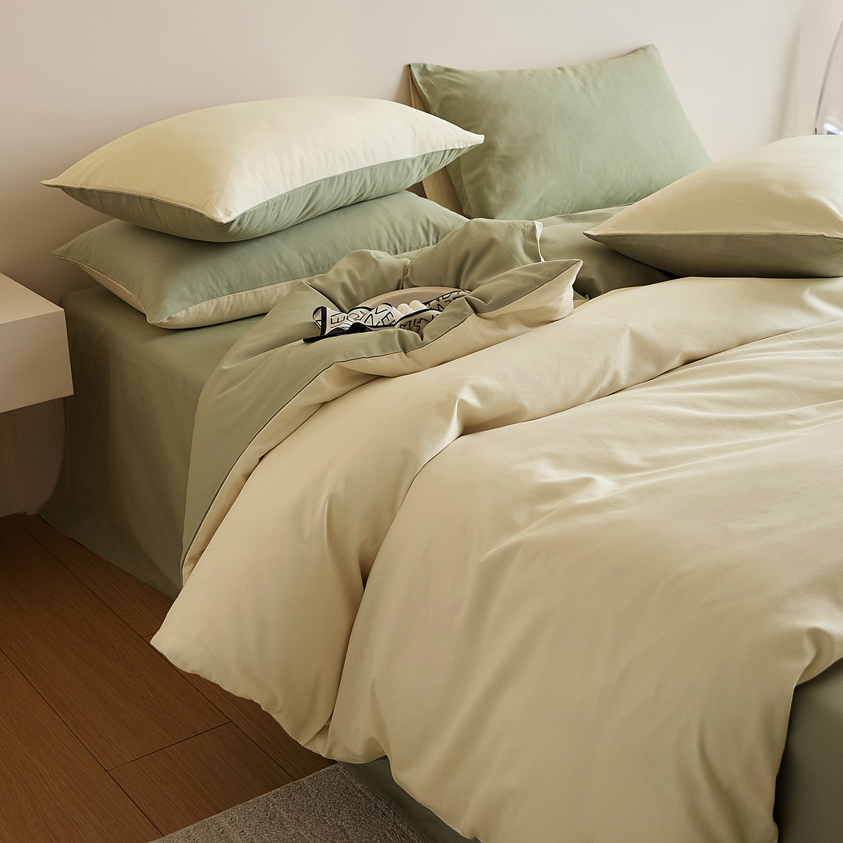 91家纺网 家纺一手货源 找家纺 眷恋家纺 2025新款A类全棉贡缎磨毛双拼色四件套 林昔