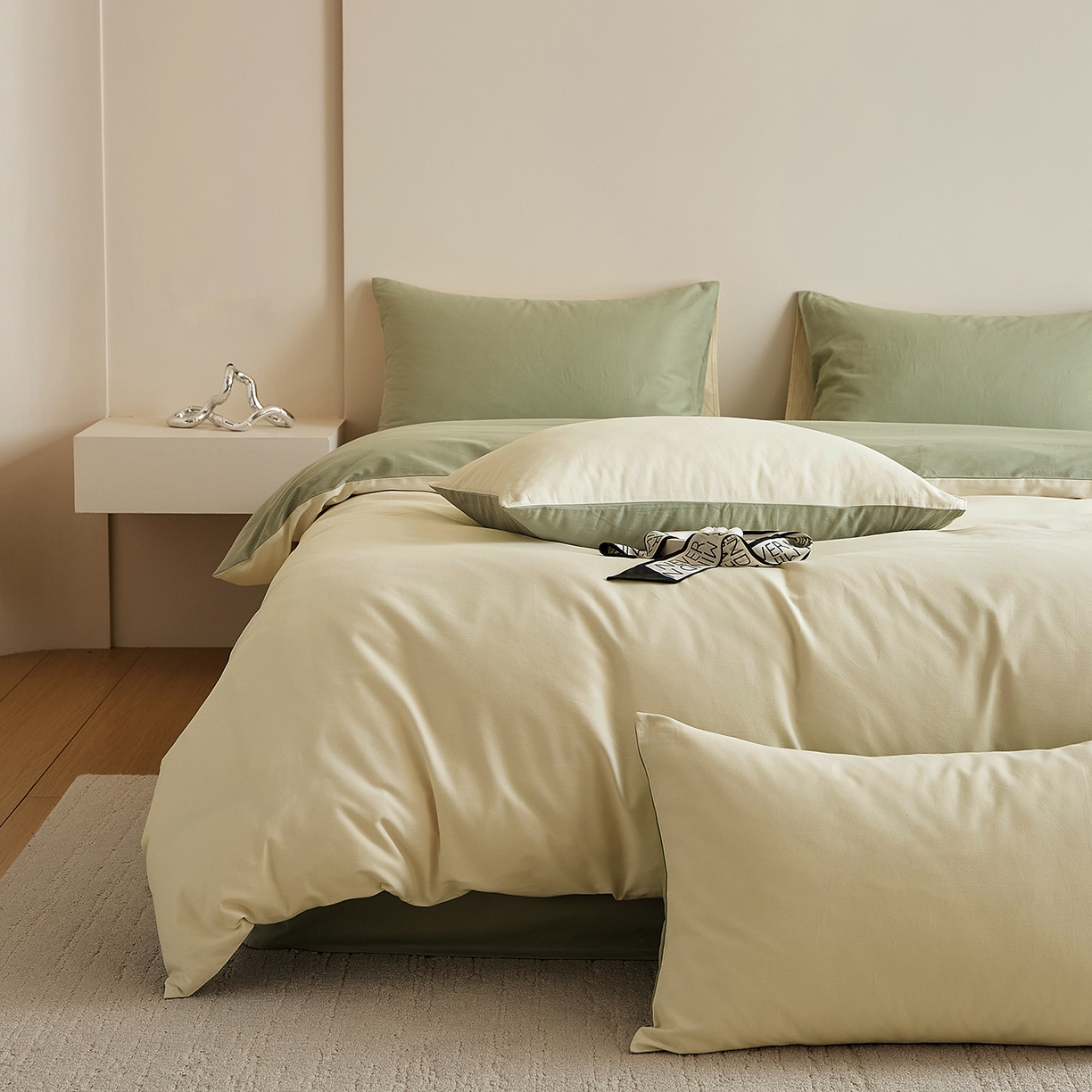 91家纺网 家纺一手货源 找家纺 眷恋家纺 2025新款A类全棉贡缎磨毛双拼色四件套 林昔