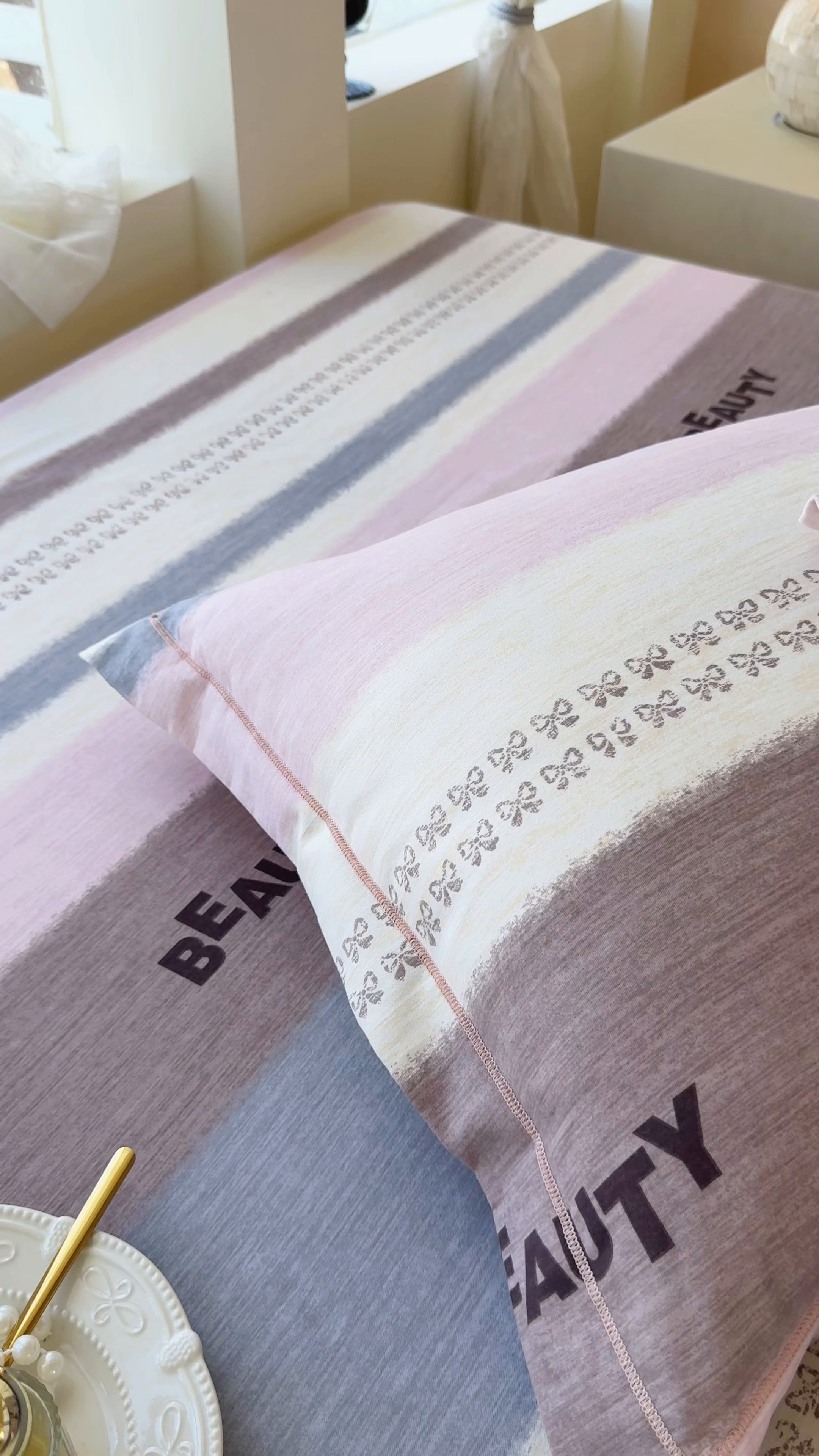 91家纺网 家纺一手货源 找家纺 壹贝家纺 2025新款A类100%全棉纯棉磨毛枕套单枕套枕套单件 信条主义-咖